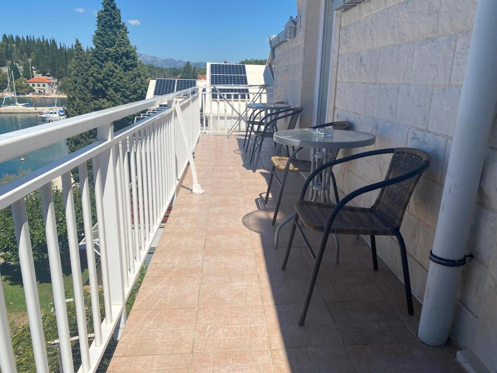 Villa Ante Apartments บลัตเซ ห้อง รูปภาพ